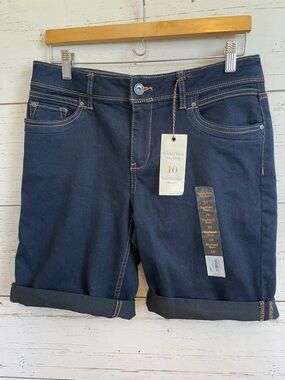 Simply Vera Vera Wang Dark Wash Denim Boyfriend Shorts, size 10, NWT